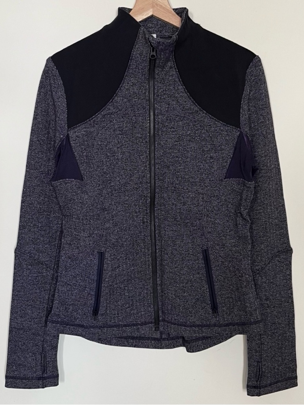 Lululemon • 10 • Frome Jacket Herringbone Black Swan